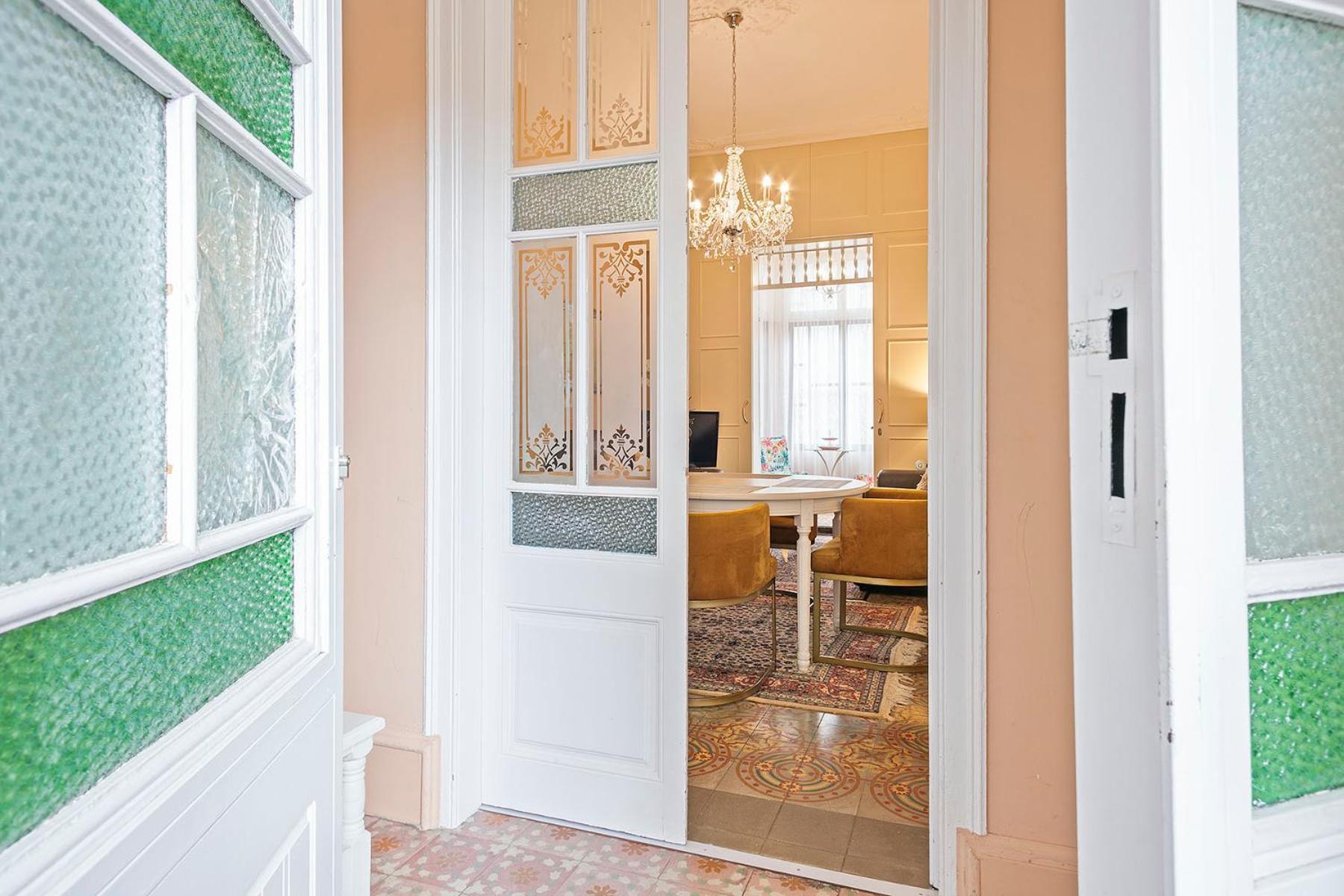 Villa Modernista Барселона Екстериор снимка